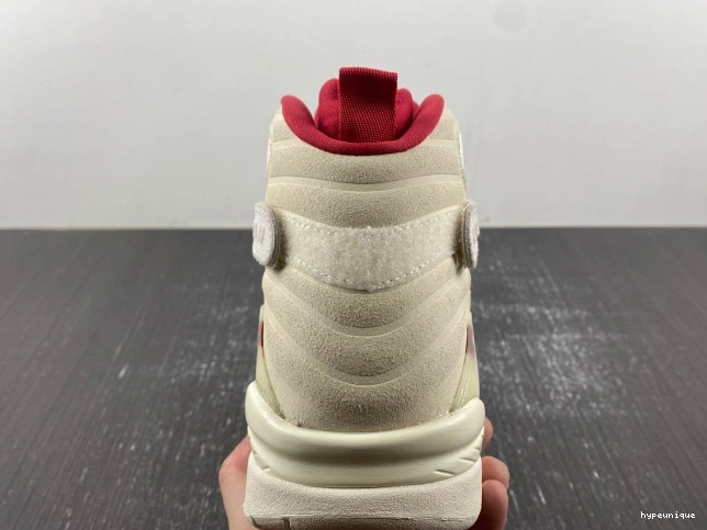 HYPE Mi SoleFly 8 Box) and Es FJ2850-107 (Friends Family Retro Casa Su Jordan Special Casa 0716